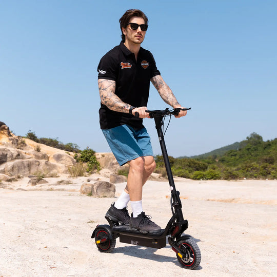 Finbike W8 Off-Road Electric Scooter 48V 14Ah Battery 45km/h Max Speed