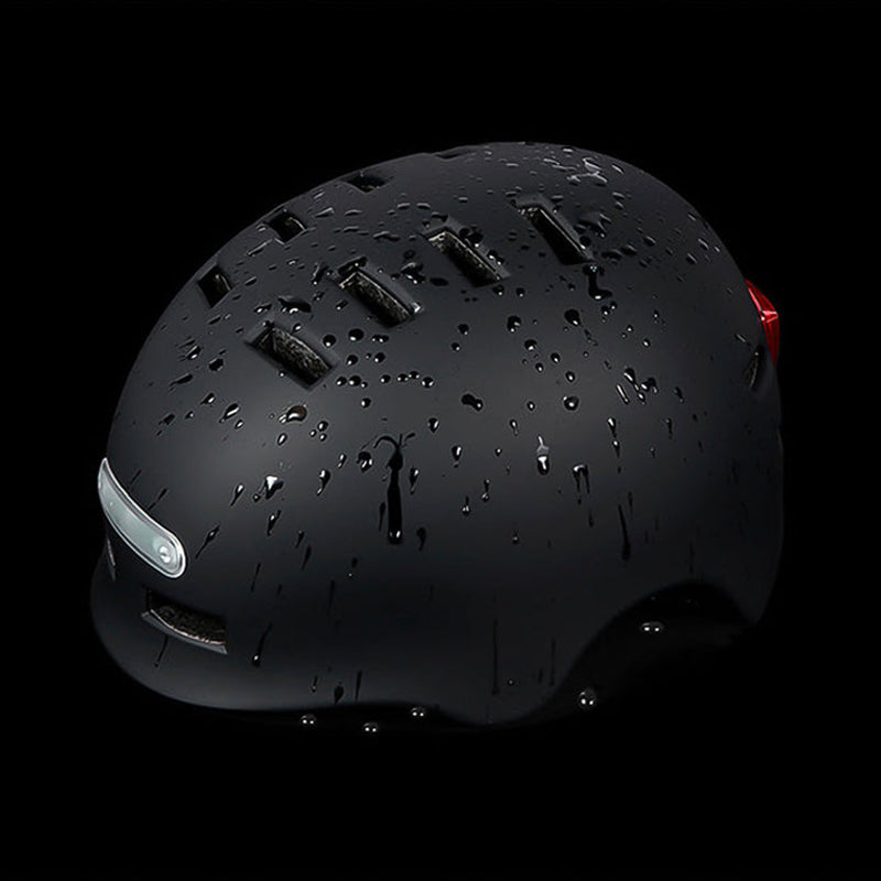 Casco per biciclette Finbike con luce a LED
